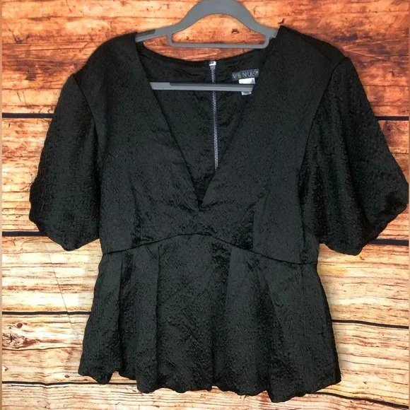 Black Top - Picture 3 of 16